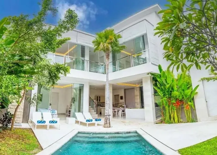 Fantastic 3 Bed Villa, Walk To Beach, Sunny Pool