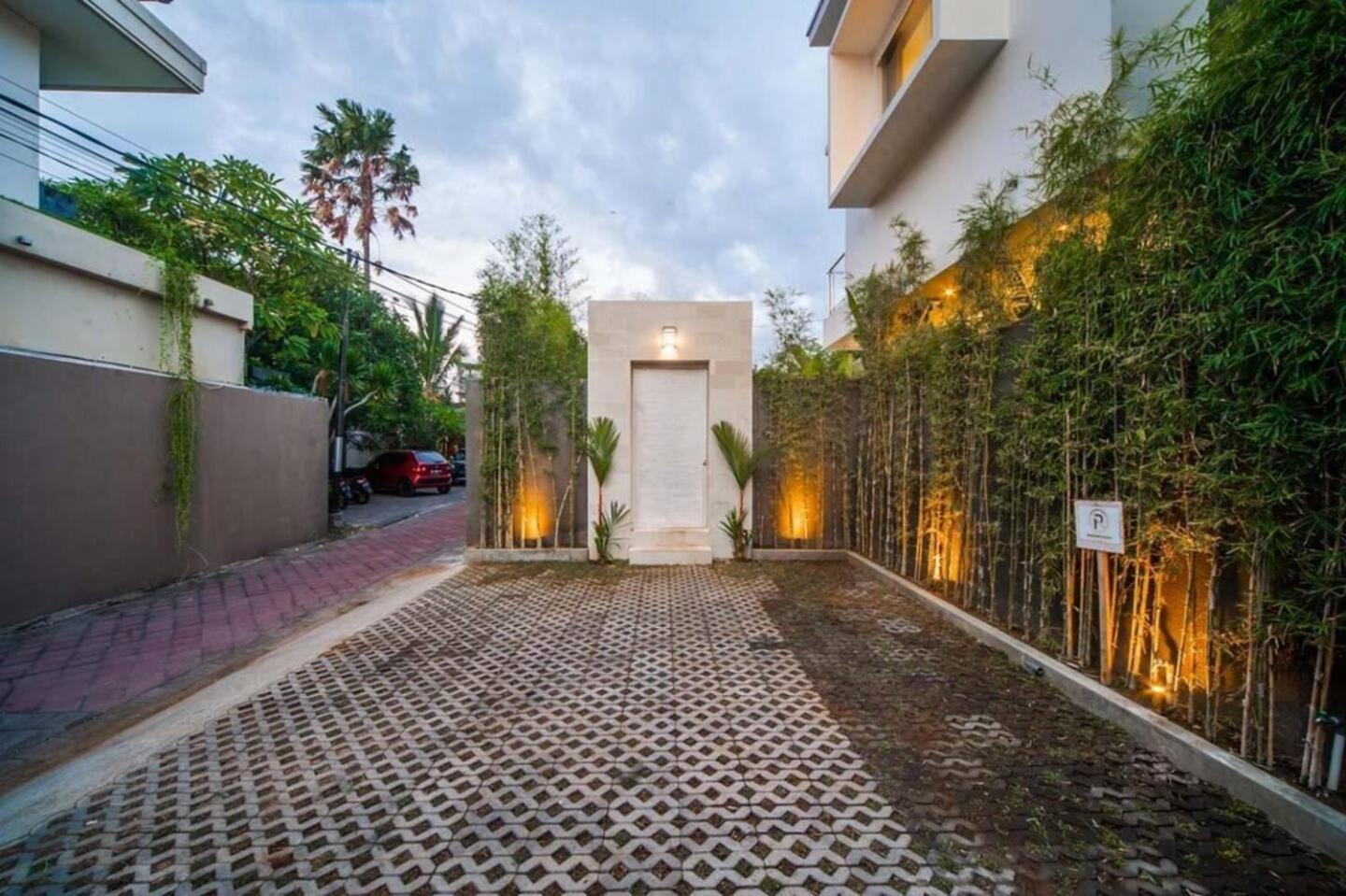 Villa Fantastic 3 Bed Villa, Walk To Beach, Sunny Pool *